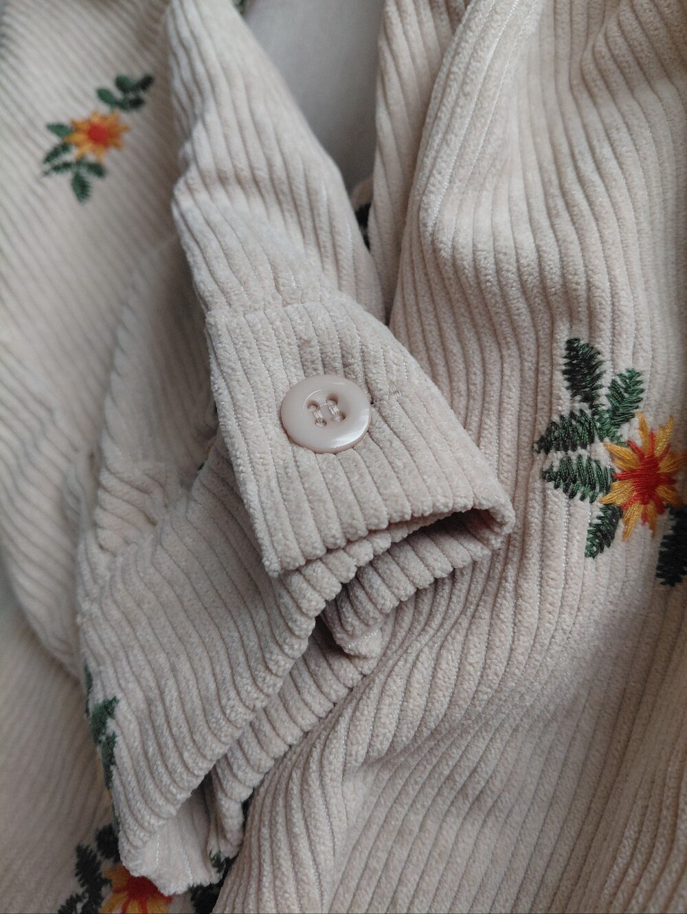 Listicle Cream Corduroy Floral Embroidered Mini Babydoll Dress Size Small - Picture 8 of 9